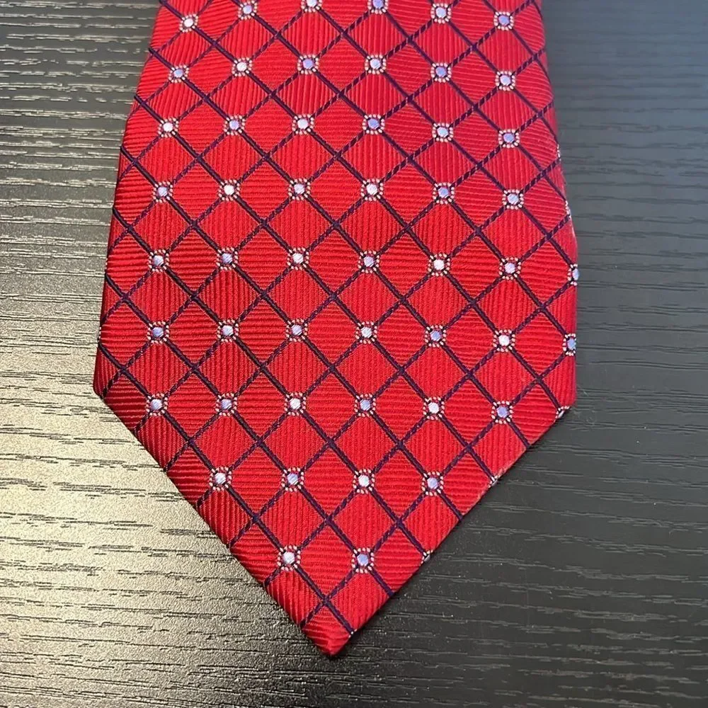 Men's Tasso Elba Red and Blue Diamond Patterned Silk Tie